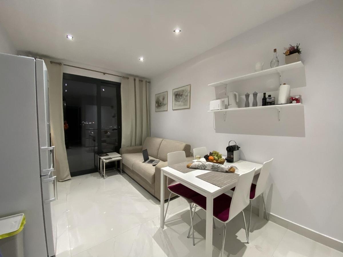 New Modern Deluxe Apartment In Kallithea Kallithea  Екстер'єр фото