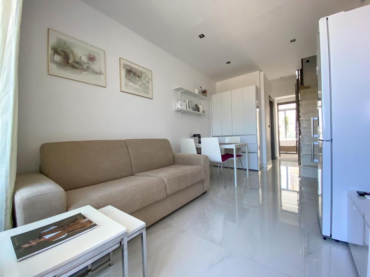 New Modern Deluxe Apartment In Kallithea Kallithea  Екстер'єр фото